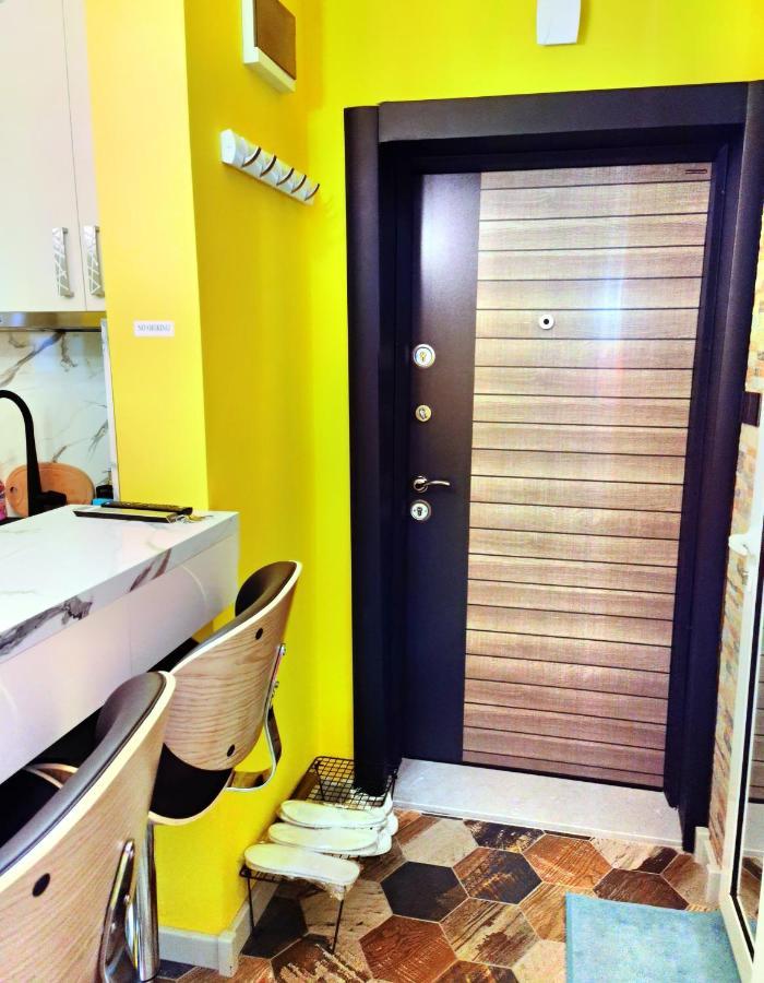 Sofiel Cozy Apartment - Top Center 소피아 외부 사진