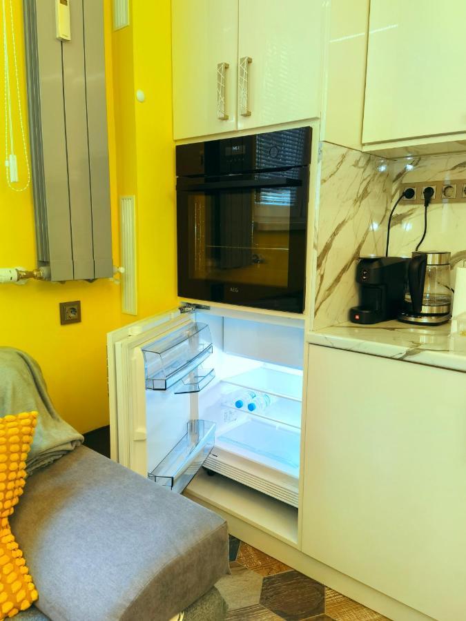Sofiel Cozy Apartment - Top Center 소피아 외부 사진